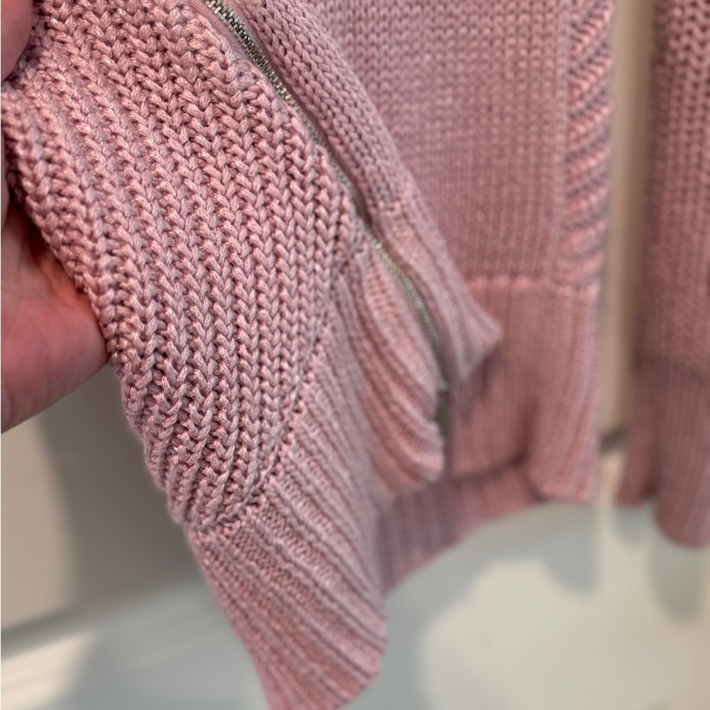 Calvin Klein Light Pink Knit Top - Picture 7 of 8